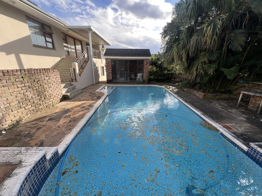 4 Bedroom Property for Sale in Beacon Bay North Eastern Cape